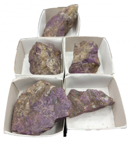 Stones with Purpurite Mineral